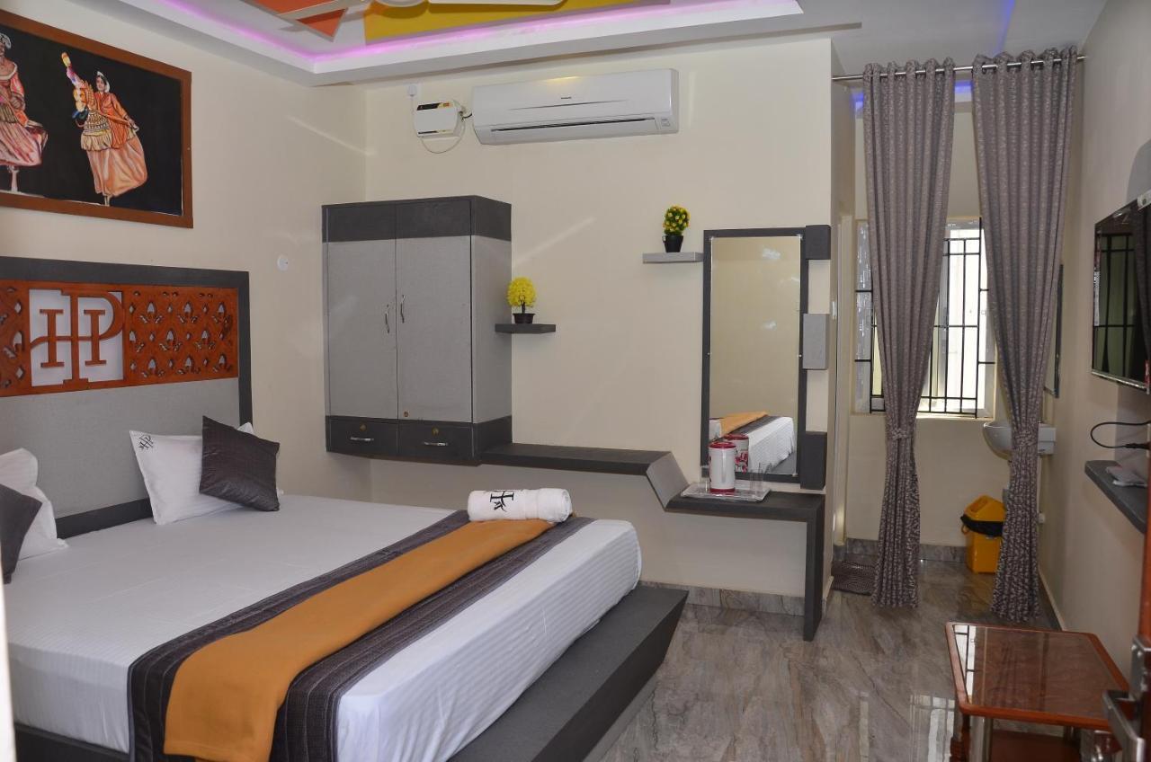 Hotel Panchavarnaa Rāmeswaram Екстериор снимка