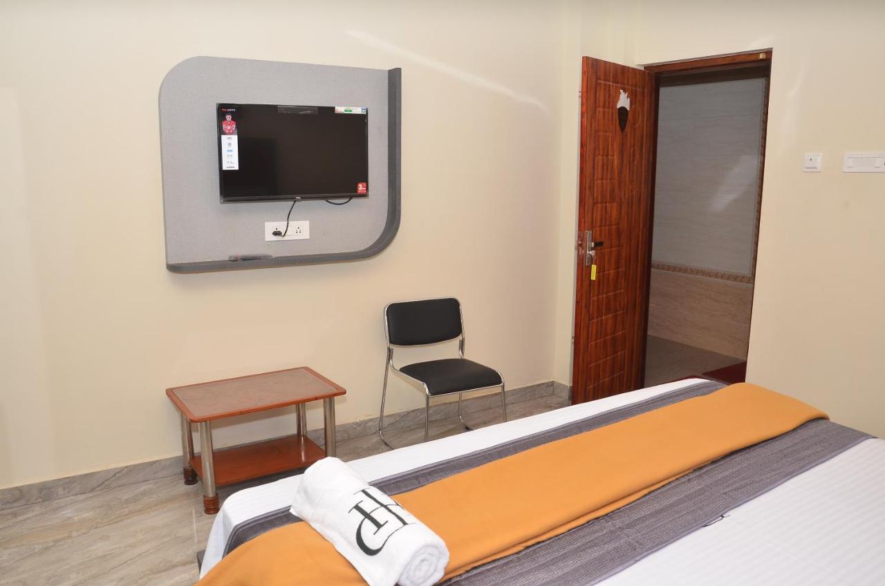 Hotel Panchavarnaa Rāmeswaram Екстериор снимка
