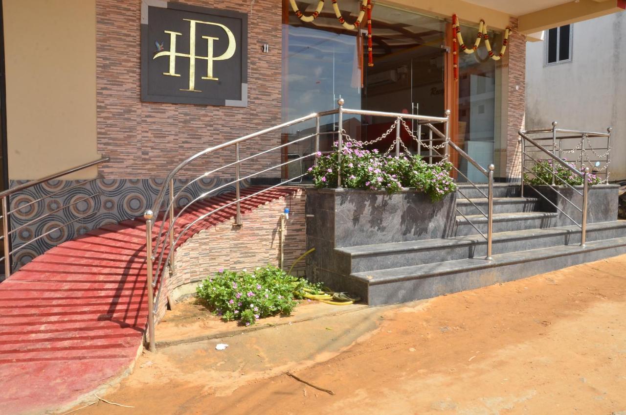 Hotel Panchavarnaa Rāmeswaram Екстериор снимка