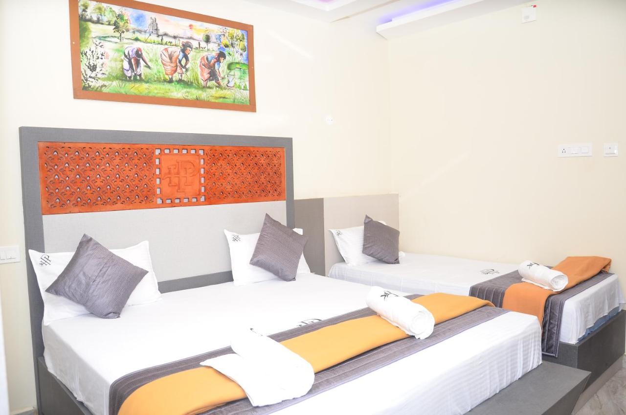 Hotel Panchavarnaa Rāmeswaram Екстериор снимка