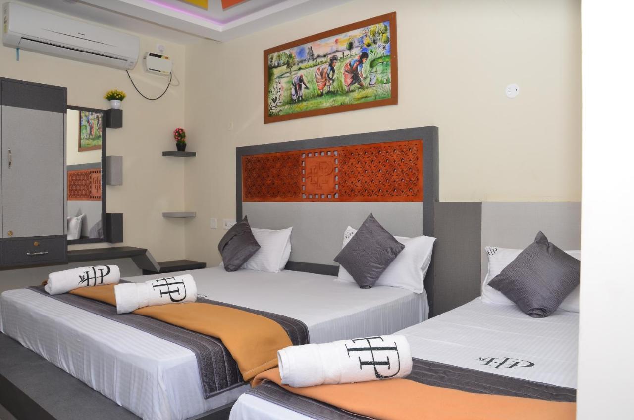Hotel Panchavarnaa Rāmeswaram Екстериор снимка