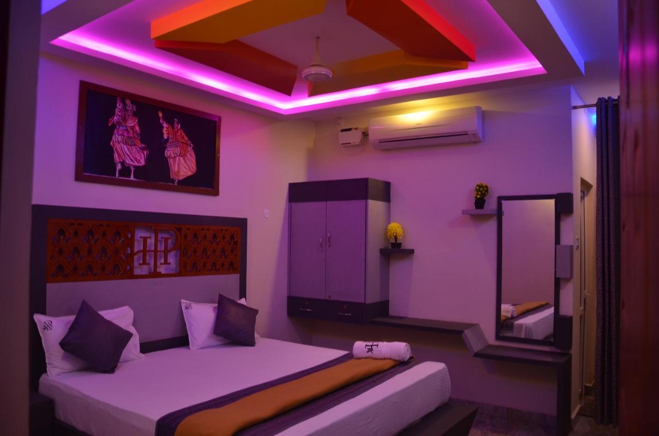 Hotel Panchavarnaa Rāmeswaram Екстериор снимка